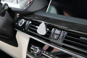 Magnetic phone holder HOLD 01 01043 3
